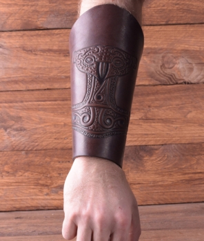 Preview: Armstulpe mit geprägtem Thorshammer - braun-antik - Paar